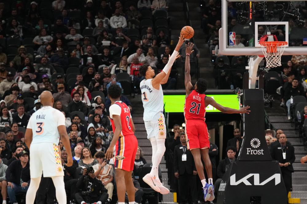 仅展现了他 仅展现了他